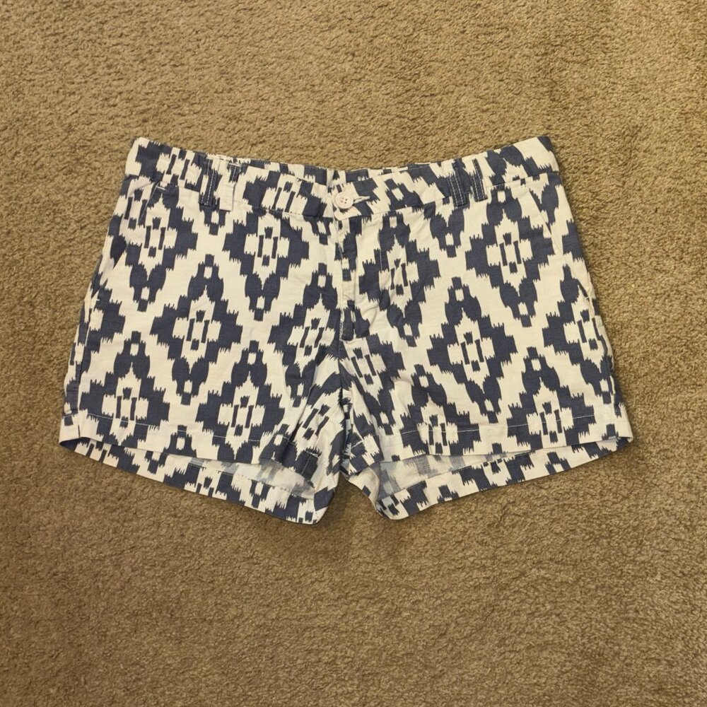 Magellan Sportswear Tan and Grey Pattern Shorts Size 8